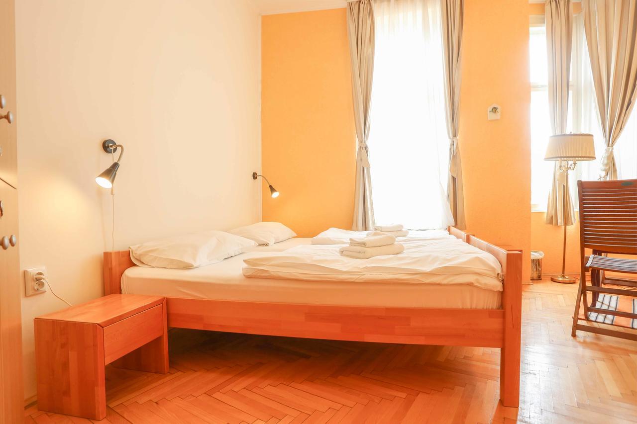 סראייבו Pigeon Square Rooms מראה חיצוני תמונה